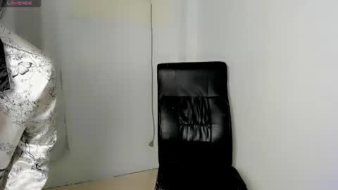 cyra_foxx online show from August 13, 11:41 pm