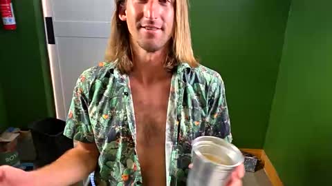 d123456789ak00 online show from April 29, 9:50 pm