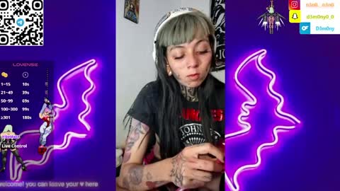 d3m0ny0_0 online show from April 15, 8:10 am