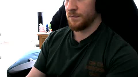 d_huws online show from August 3, 12:12 pm