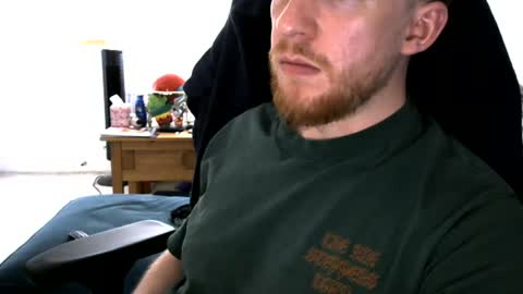 d_huws online show from August 3, 3:30 pm