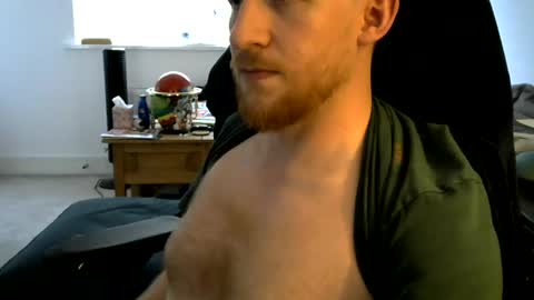 d_huws online show from August 3, 4:36 pm
