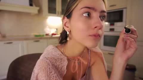 Lia online show from August 10, 11:55 am