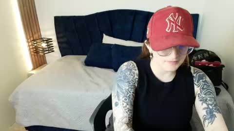 DACOTA FOX online show from August 9, 5:36 pm