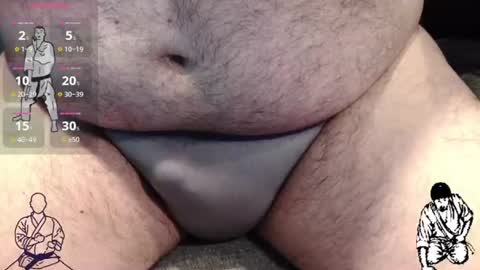 DadbodSensei online show from August 5, 3:04 am