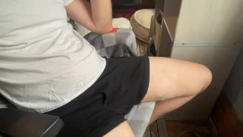 daddnextdoor online show from July 18, 10:44 pm