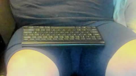 daddy_dick_0 online show from April 15, 5:20 pm