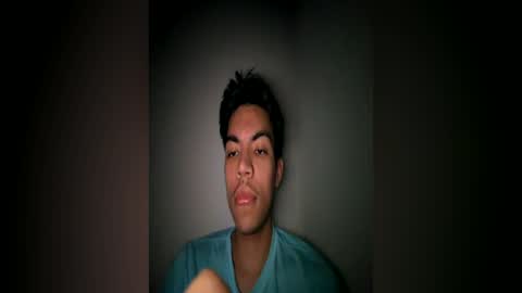 daddy_long_legs25 online show from July 1, 4:13 am