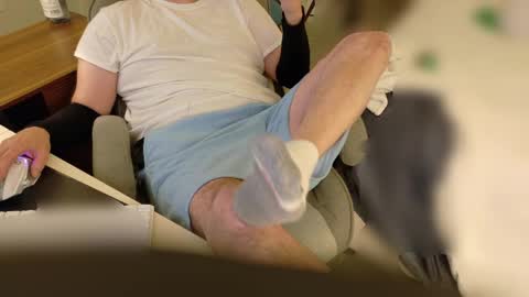 Daddy Bear online show from May 10, 12:02 am