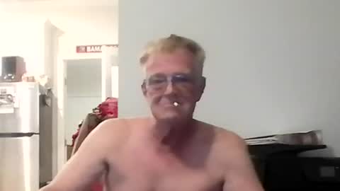 daddydave6400 online show from July 9, 12:26 am
