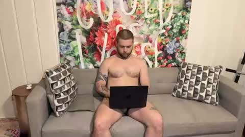 daddydaydrinkz online show from June 29, 2:15 am