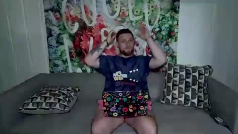 daddydaydrinkz online show from August 9, 3:51 am