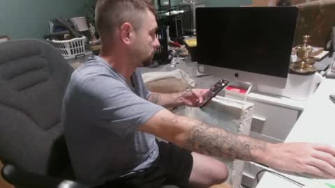 daddydic120402 online show from July 25, 4:49 am