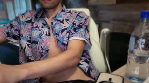daddydoesit69 online show from August 11, 1:51 am