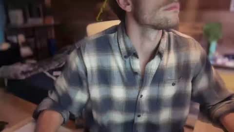 daddydoesit69 online show from August 13, 2:47 am