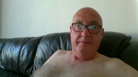 daddyhere4uall8 online show from August 13, 7:55 am