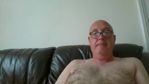 daddyhere4uall8 online show from August 16, 7:56 am