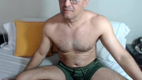 Daddyhot Alejandro online show from July 12, 9:32 pm