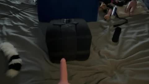 EOnTheRd online show from August 9, 1:56 pm