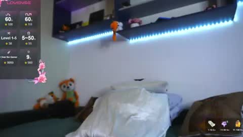 daddyslittleslutfox online show from July 18, 1:01 pm