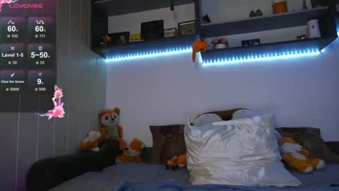 daddyslittleslutfox online show from July 25, 3:16 pm