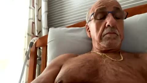 daddyweis online show from August 2, 3:24 am