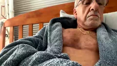 daddyweis online show from August 4, 3:25 am