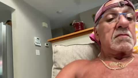 daddyweis online show from August 9, 7:48 pm
