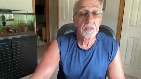 daddyweis online show from August 14, 5:05 pm