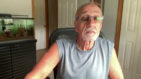 daddyweis online show from August 15, 2:54 pm