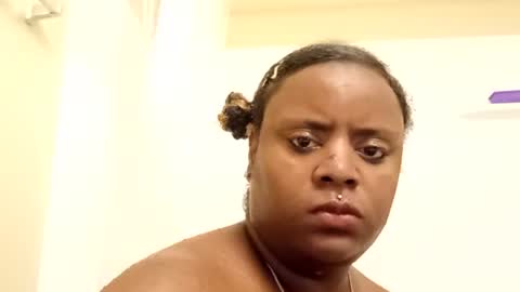 DadeesQTPie online show from August 9, 3:40 am