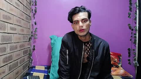Lola online show from August 14, 12:25 am