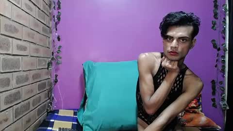 Lola online show from August 14, 1:31 am