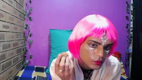 Lola online show from August 15, 2:15 am