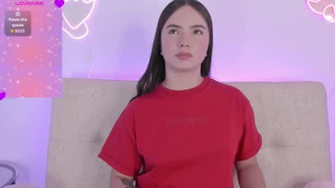 dafne vega online show from April 8, 3:22 pm