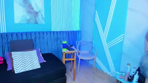 Dahiane Connor online show from August 10, 11:33 am