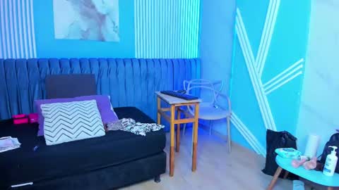 Dahiane Connor online show from August 11, 11:34 am