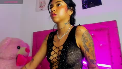 dahiangomezz online show from July 17, 9:26 pm