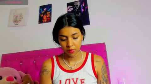 dahiangomezz online show from July 18, 7:37 pm