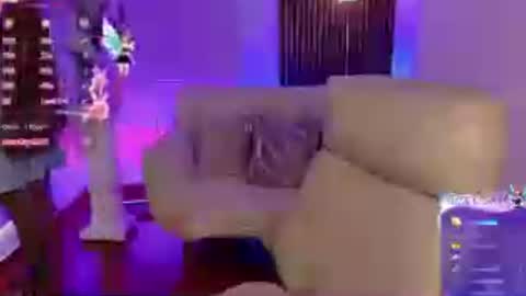 dahlia_grey online show from July 31, 5:18 pm