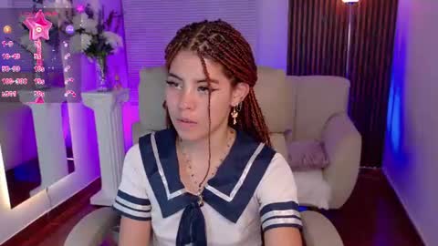 dahlia_grey online show from August 6, 8:41 pm
