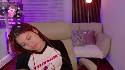 dahlia_grey online show from August 10, 11:44 am