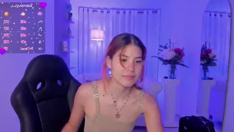 dahlia_grey online show from August 17, 11:48 am