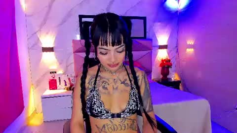 diosa dhaly online show from August 13, 11:30 pm