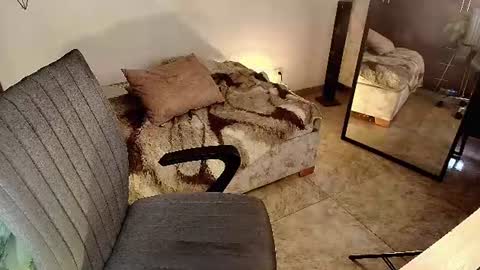 dahnia_cruz online show from August 12, 7:16 pm