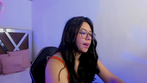 DAIISY  online show from July 18, 11:55 am