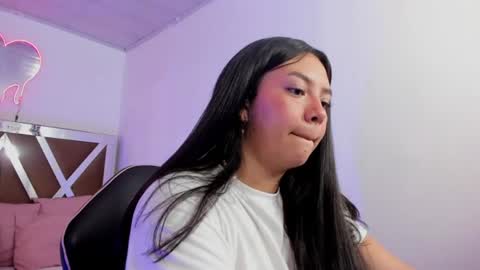 DAIISY  online show from July 19, 6:32 pm
