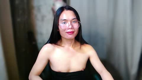 Kim online show from August 12, 1:57 pm