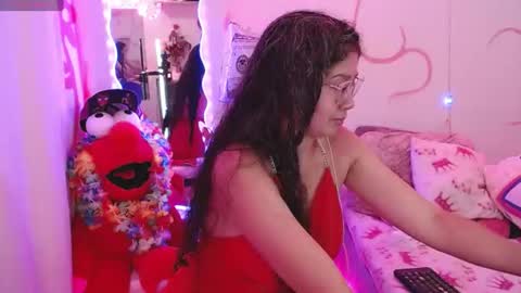 DAINA online show from August 2, 5:36 am