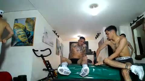 daiquirie online show from August 3, 4:58 pm